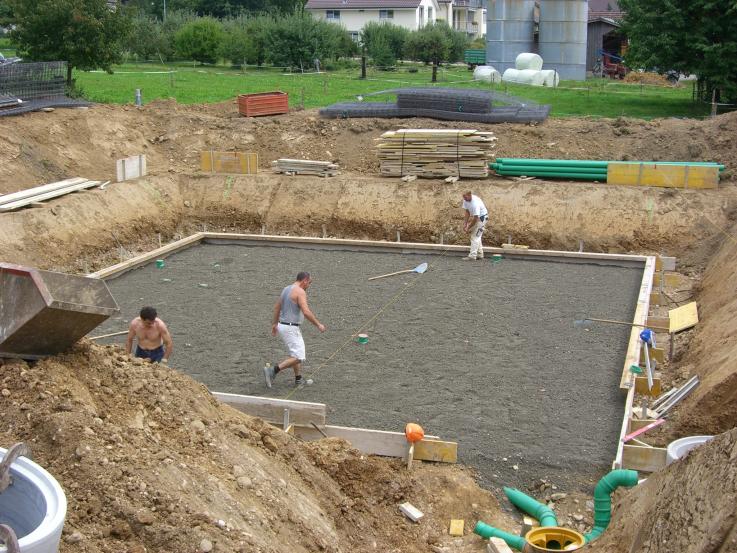 Kanalisatonsarbeiten, Magerbetonsohle 22.08.2008 014.jpg
